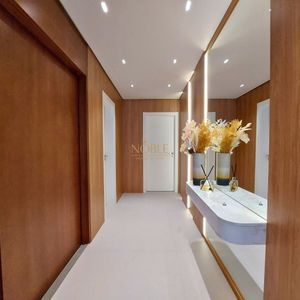 Apartamento com 165m², 3 dormitórios, 3 suítes, 3 vagas no Vanguard em Torres para Comprar