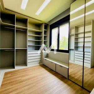 Casa com 180m² e 3 dormitórios no bairro Universitário em Lajeado para Comprar