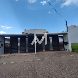 Sobrado com 225m² e 3 dormitórios no bairro Universitário em Lajeado para Comprar