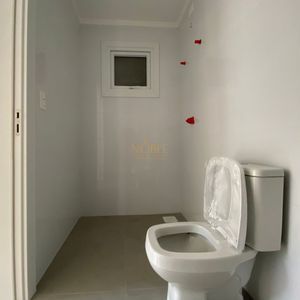 Apartamento com 84m², 2 dormitórios, 1 suíte, 1 vaga no Residencial Acrópole em Torres para Comprar