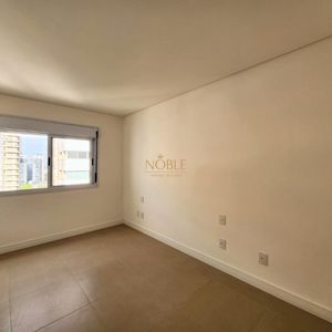 Apartamento com 85m², 2 dormitórios, 1 suíte, 1 vaga no San Pietro em Torres para Comprar
