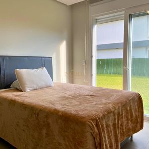 Casa de Condomínio, 4 dormitórios, 4 suítes, 2 vagas no Condomínio Ilhas Park em Torres para Comprar