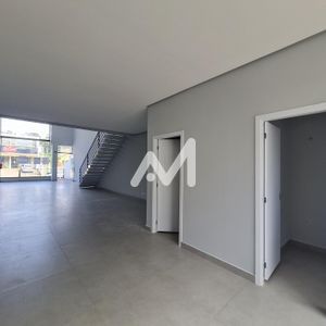 Loja com 149m² no bairro Universitário em Lajeado para Comprar ou Alugar