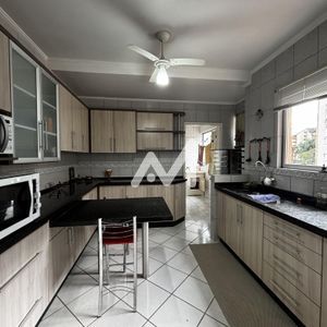 Apartamento com 96m² e 3 dormitórios no bairro Florestal em Lajeado para Alugar