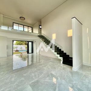 Casa com 307m² e 3 dormitórios no bairro Universitário em Lajeado para Comprar