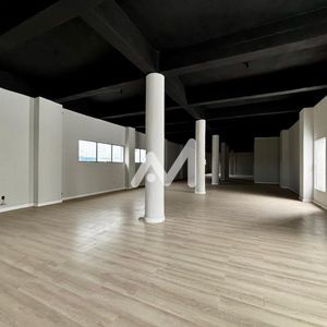 Sala Comercial com 307m² no bairro Centro em Lajeado para Alugar