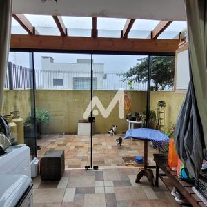 Sobrado com 140m² e 3 dormitórios no bairro Universitário em Lajeado para Comprar