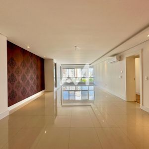 Apartamento com 176m² e 3 dormitórios no bairro Américano em Lajeado para Comprar