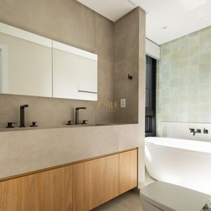 Casa de Condomínio com 244m², 4 dormitórios, 4 suítes, 2 vagas no Condomínio Ilhas Park em Torres para Comprar