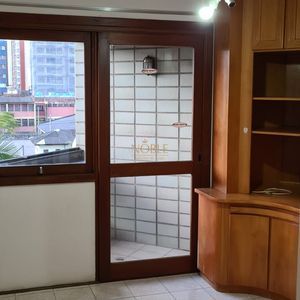 Apartamento com 142m², 3 dormitórios, 1 suíte, 2 vagas no Mares do Sul em Torres para Comprar
