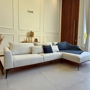Casa de Condomínio com 206m², 4 dormitórios, 4 suítes, 2 vagas no Reserva das Águas em Torres para Comprar
