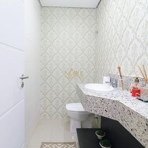 Apartamento com 249m², 4 dormitórios, 4 suítes, 2 vagas no Graziela em Torres para Comprar