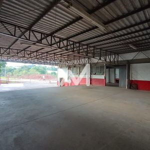 Pavilhão com 516m² e 1 dormitório no bairro Montanha em Lajeado para Alugar