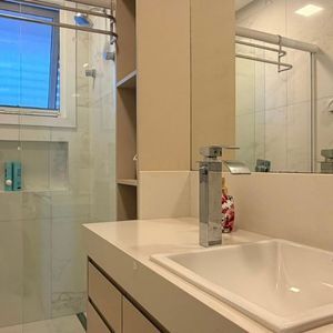 Casa com 265m², 3 dormitórios, 3 suítes, 2 vagas no Condomínio Ilhas Park em Torres para Comprar