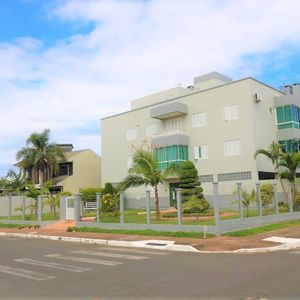 Apartamento com 53m², 2 dormitórios, 1 vaga no Condomínio Justo em Torres para Comprar