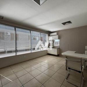Sala Comercial com 38m² no bairro Centro em Lajeado para Comprar