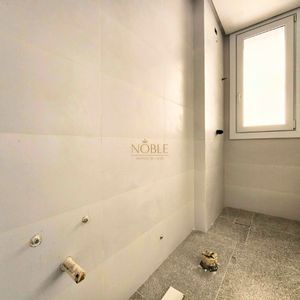 Apartamento com 119m², 3 dormitórios, 3 suítes, 2 vagas no La Vistara em Torres para Comprar