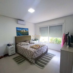 Casa de Condomínio com 195m², 3 dormitórios, 3 suítes, 2 vagas no Reserva das Águas em Torres para Comprar