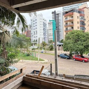 Cobertura com 184m², 2 dormitórios, 2 suítes, 2 vagas no Horizon em Torres para Comprar