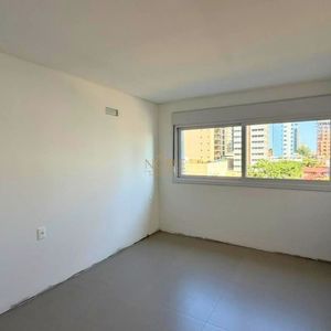 Apartamento com 98m², 2 dormitórios, 2 suítes, 1 vaga no Punta Del Sole em Torres para Comprar