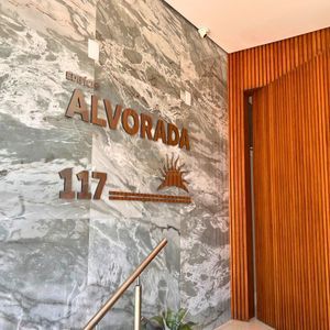 Apartamento com 170m², 3 dormitórios, 3 suítes, 1 vaga no Alvorada em Torres para Comprar