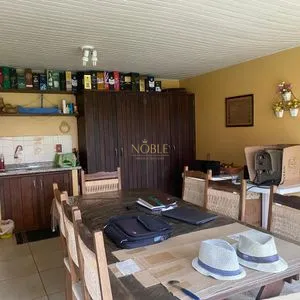 Casa com 247m², 5 dormitórios, 3 suítes, 3 vagas no bairro Praia Grande em Torres para Comprar