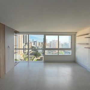 Apartamento com 110m², 3 dormitórios, 1 suíte, 2 vagas no Montalcino em Torres para Comprar
