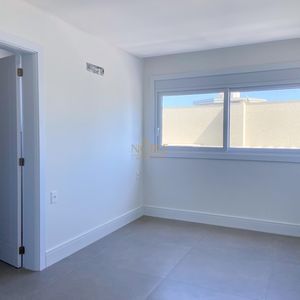 Apartamento com 140m², 3 dormitórios, 3 suítes, 2 vagas no Di milano em Torres para Comprar