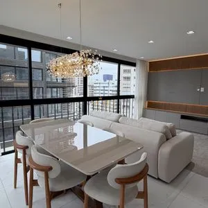 Apartamento com 110m², 3 dormitórios, 1 suíte, 2 vagas no LONDON em Torres para Comprar