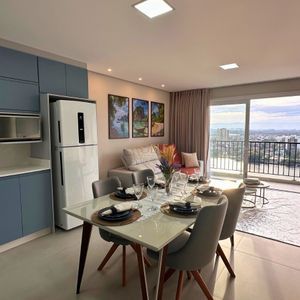 Apartamento, 2 dormitórios, 2 suítes, 2 vagas no Toronto em Torres para Comprar