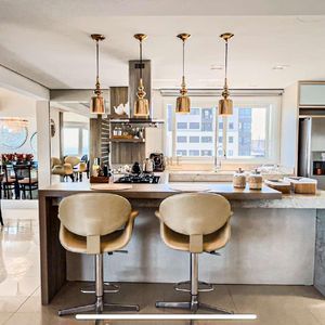 Apartamento com 249m², 4 dormitórios, 4 suítes, 3 vagas no Graziela em Torres para Comprar