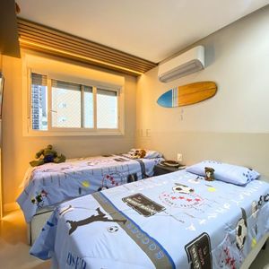 Apartamento com 77m², 2 dormitórios, 1 suíte, 1 vaga no Maui Residencial em Torres para Comprar