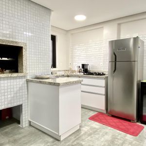 Cobertura com 176m², 3 dormitórios, 1 suíte, 2 vagas no Casa Carmel em Torres para Comprar