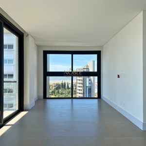 Apartamento com 114m², 3 dormitórios, 1 suíte, 2 vagas no Vista Mare em Torres para Comprar