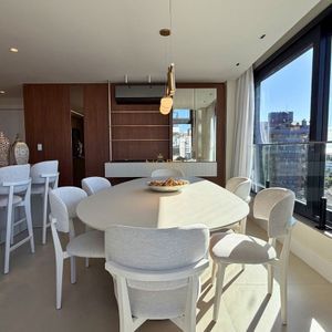 Apartamento com 142m², 3 dormitórios, 3 suítes, 2 vagas no Voga em Torres para Comprar