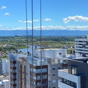 Cobertura com 385m², 4 dormitórios, 4 suítes, 4 vagas no Vanguard em Torres para Comprar