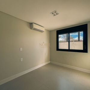 Apartamento com 139m², 3 dormitórios, 1 suíte, 1 vaga no Casa do Sol em Torres para Comprar