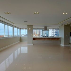 Apartamento com 134m², 3 dormitórios, 1 suíte, 2 vagas no Cortemaggiore em Torres para Comprar