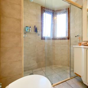 Apartamento, 3 dormitórios, 1 suíte, 1 vaga no Nouvelle Tour em Torres para Comprar