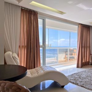Cobertura com 471m², 4 dormitórios, 4 suítes, 6 vagas no Punta del Mare em Torres para Comprar