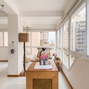Apartamento com 120m², 3 dormitórios, 1 suíte, 1 vaga no Splendor em Torres para Comprar