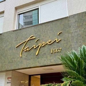 Apartamento com 158m², 4 dormitórios, 4 suítes, 4 vagas no Taipei em Torres para Comprar