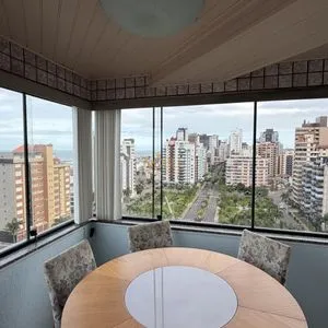 Apartamento com 98m², 3 dormitórios, 1 suíte, 3 vagas no Metropolitan em Torres para Comprar