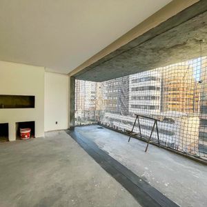 Apartamento com 200m², 3 dormitórios, 3 suítes, 3 vagas no Vanguard em Torres para Comprar