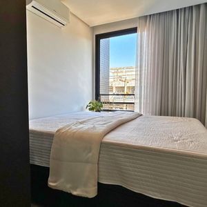 Apartamento com 30m², 1 dormitório, 1 vaga no Fratello em Torres para Comprar