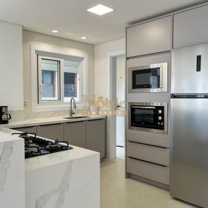 Apartamento com 130m², 3 dormitórios, 1 suíte, 2 vagas no Monterrey em Torres para Comprar