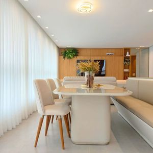 Apartamento com 102m², 3 dormitórios, 1 suíte, 2 vagas no Maui Residencial em Torres para Comprar