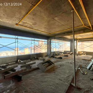 Apartamento com 200m², 3 dormitórios, 3 suítes, 3 vagas no Vanguard em Torres para Comprar