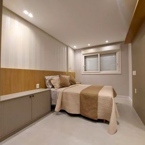 Apartamento com 108m², 3 dormitórios, 1 suíte, 2 vagas no Maui Residencial em Torres para Comprar