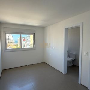 Apartamento com 98m², 2 dormitórios, 2 suítes, 2 vagas no Punta Del Sole em Torres para Comprar